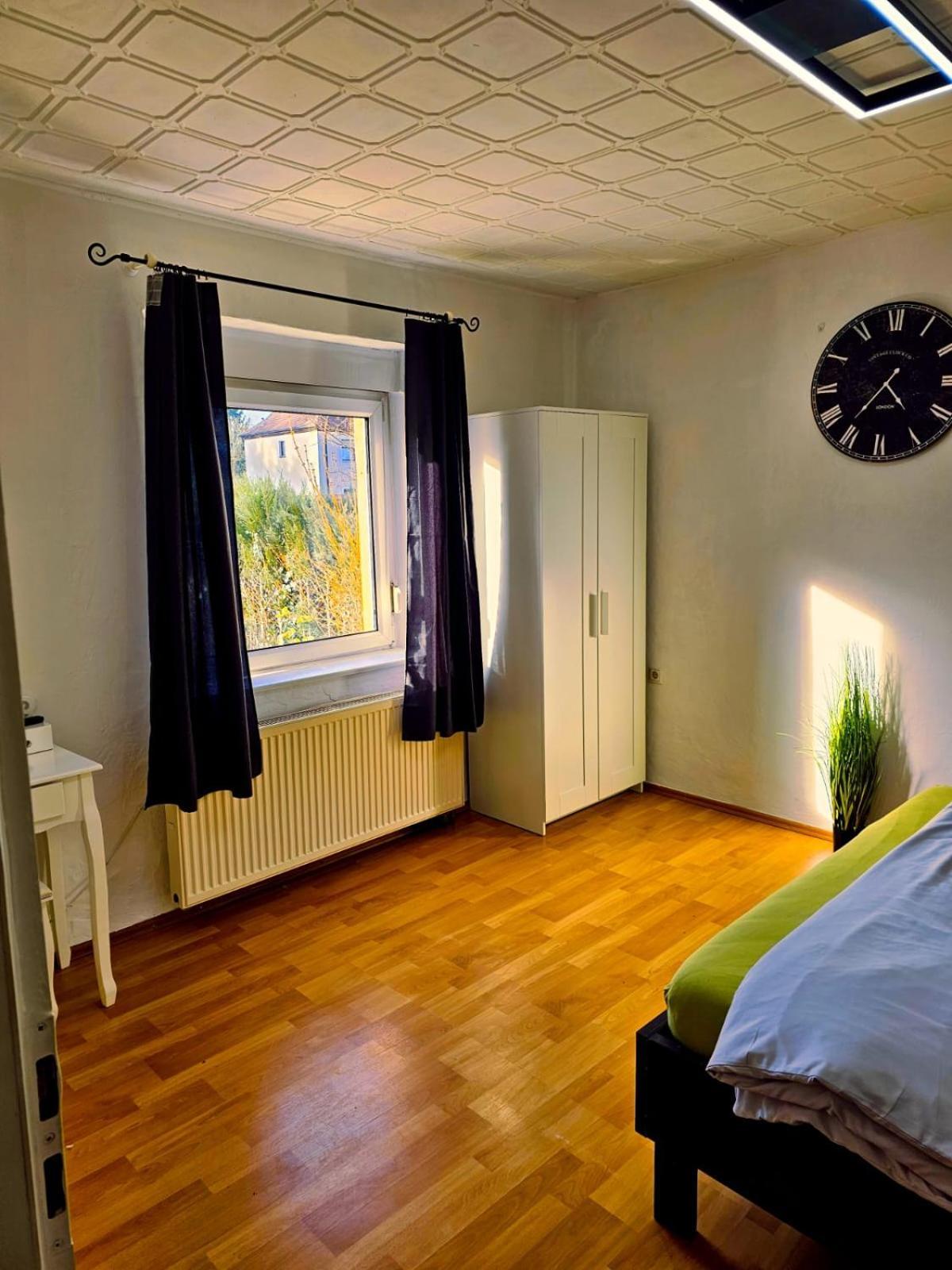 B&R Ferienhaus In Der Naehe Des Flughafens Νυρεμβέργη Εξωτερικό φωτογραφία